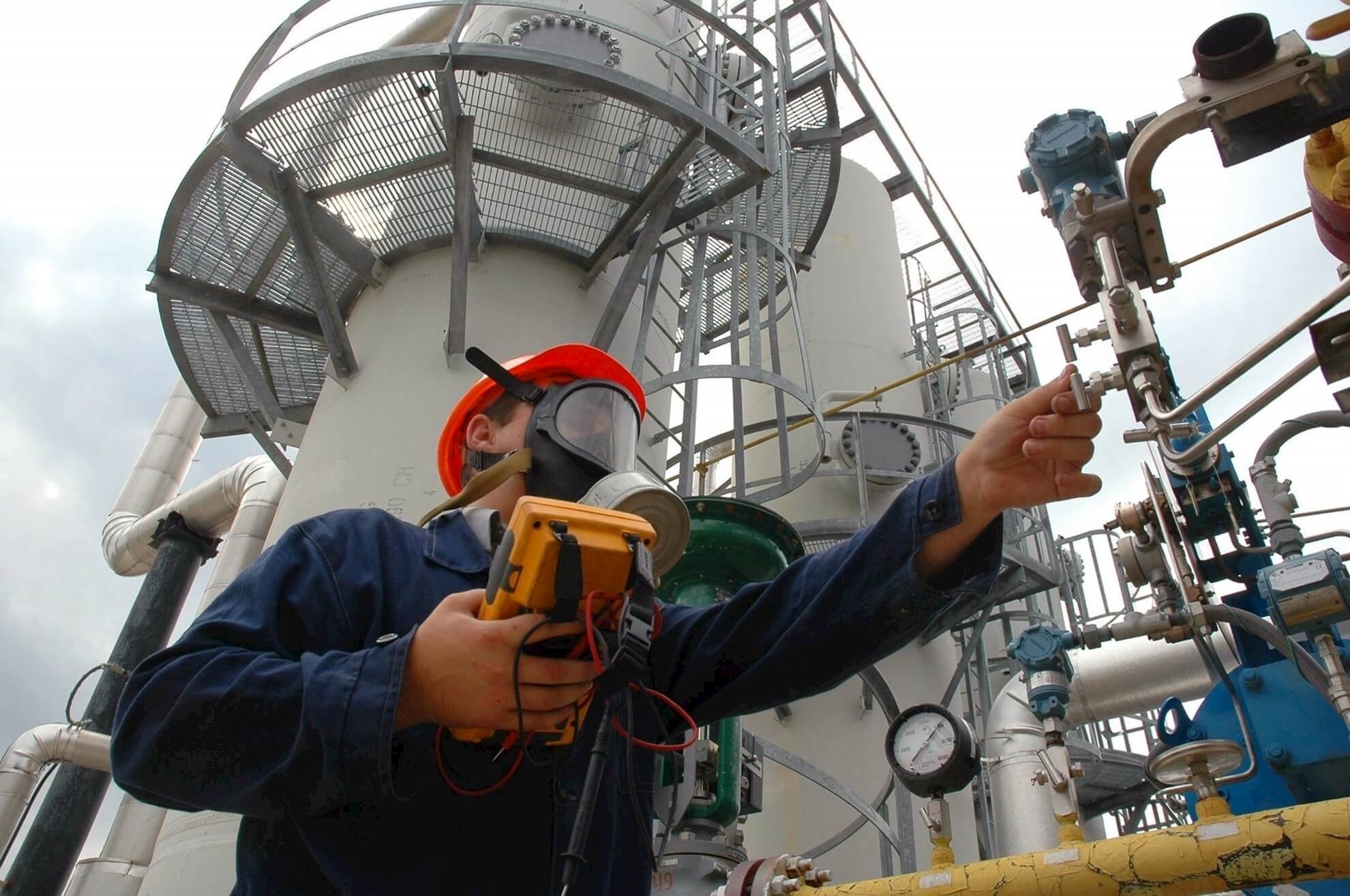 Picture of Oil and Gas Pipeline Leak Detection and Resolution